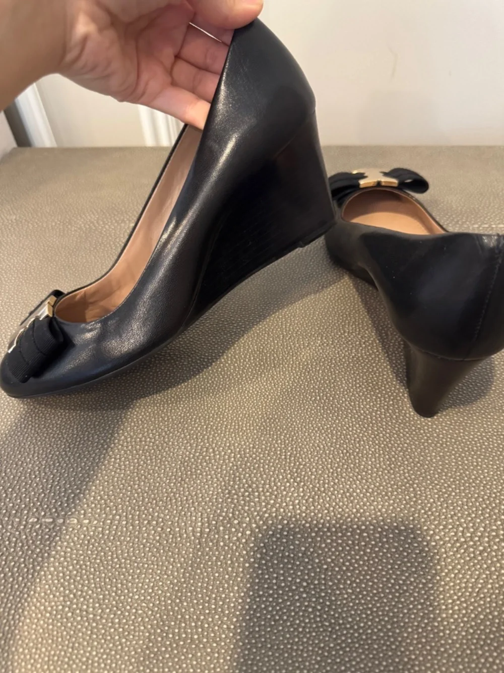 Tory Burch Gemini Black Leather Grosgrain Bow Wedge Heels Size 7M